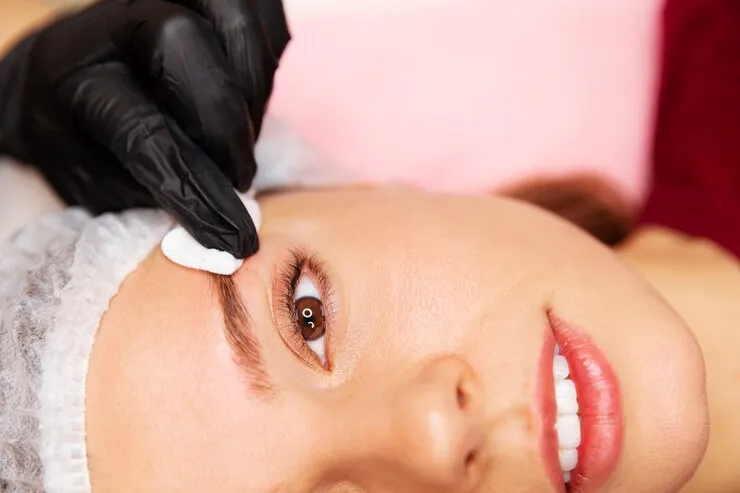 Professional beauty services at Brooklyn Brows featuring eyebrow threading, tinting, and body waxing treatments.